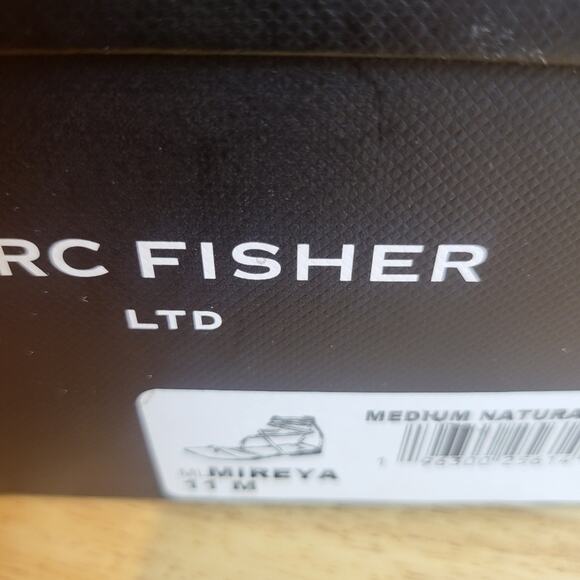 Marc Fisher LTD Square Toe Strappy Thong Sandal Brown 11 - Picture 7 of 7